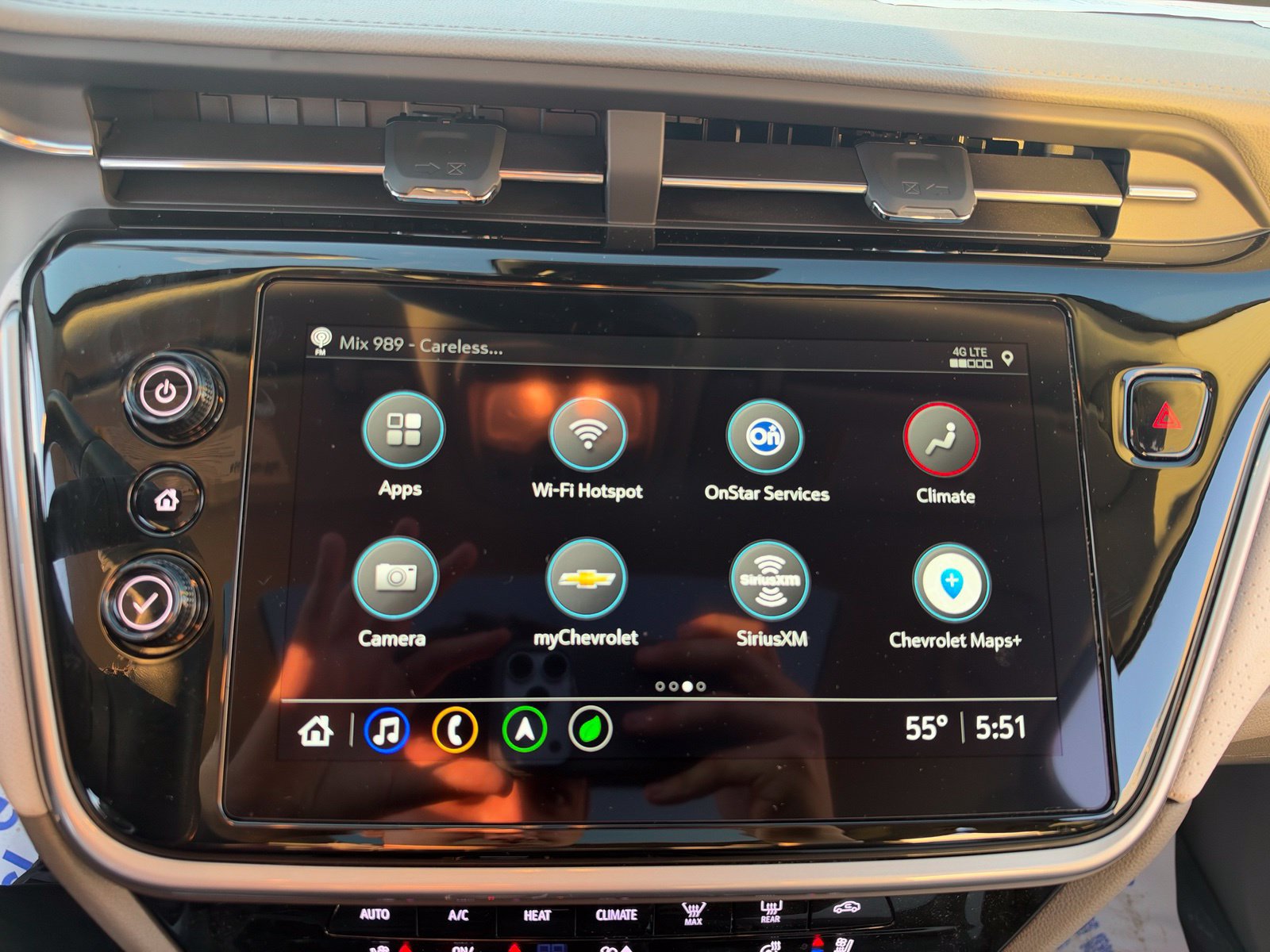 Used 2023 Chevrolet Bolt EUV Premier w/ Sun & Sound Package FWD image 25