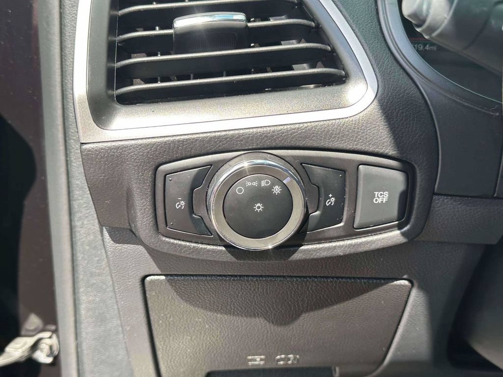 Certified 2024 Ford Edge SEL AWD/4WD image 21