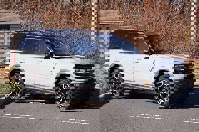 Certified 2022 Ford Bronco Sport Outer Banks w/ Tech Package image 4