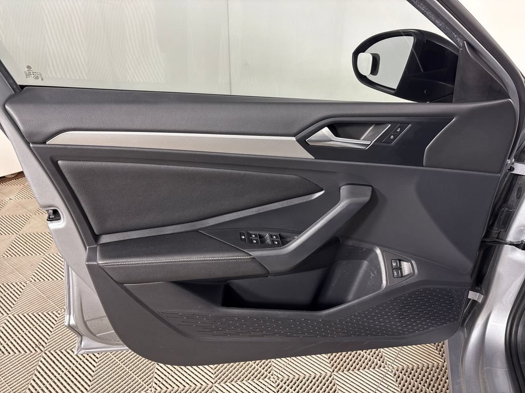 Used 2022 Volkswagen Jetta Sport FWD image 15