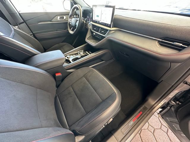 Certified 2025 Ford Explorer ST AWD/4WD image 24