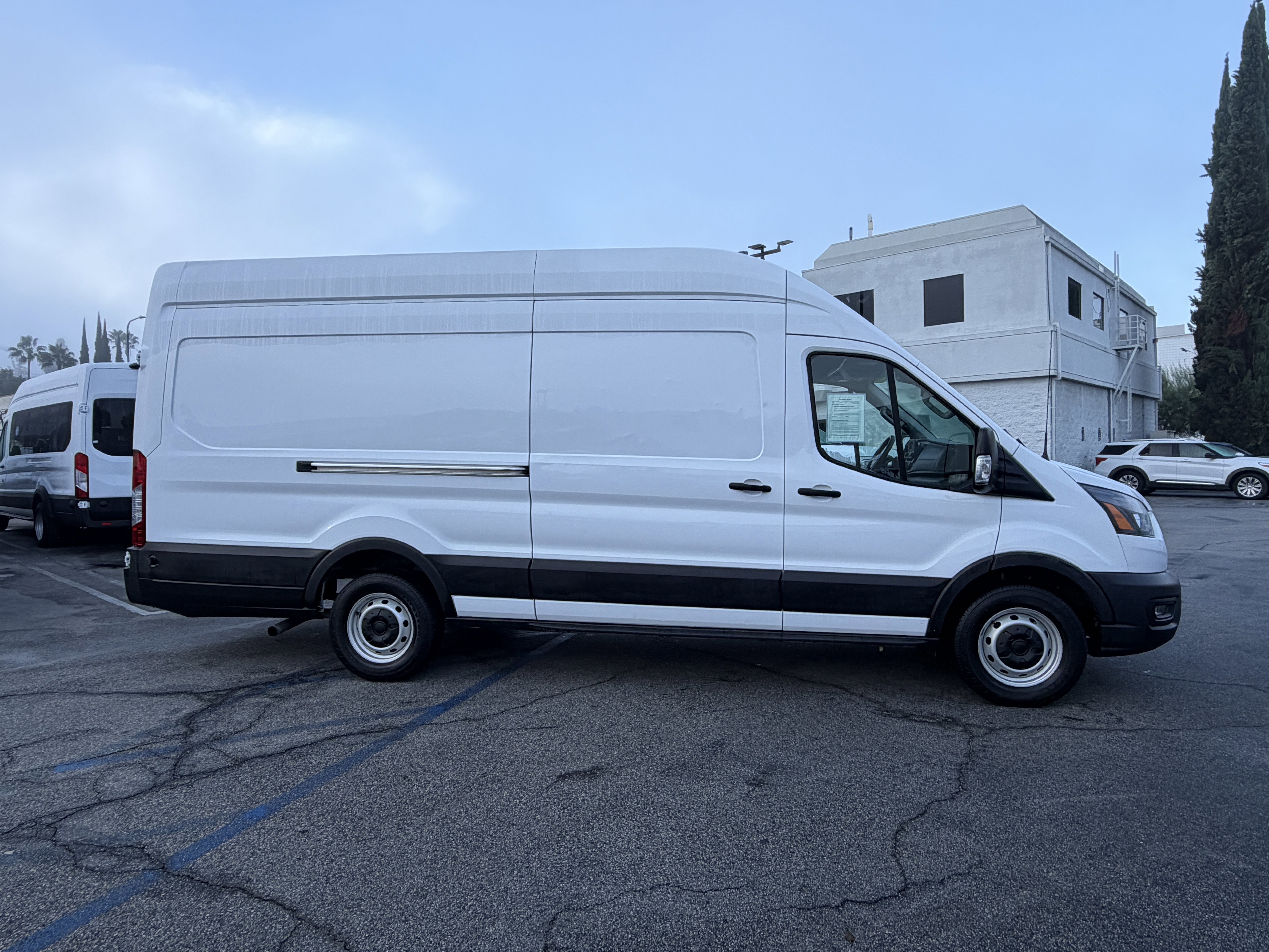 Certified 2020 Ford Transit 350 148 High Roof Extended image 6
