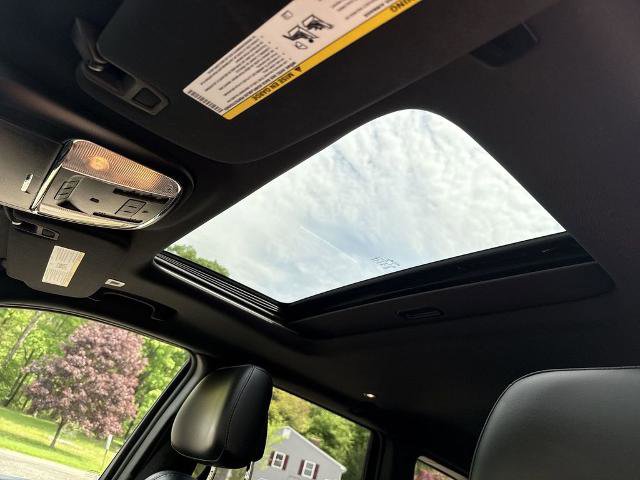 Used 2019 Jeep Grand Cherokee Limited AWD/4WD image 22