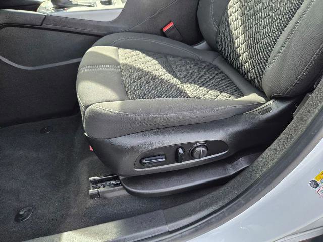 Used 2019 Chevrolet Blazer LT w/ LPO, Cargo Package image 16