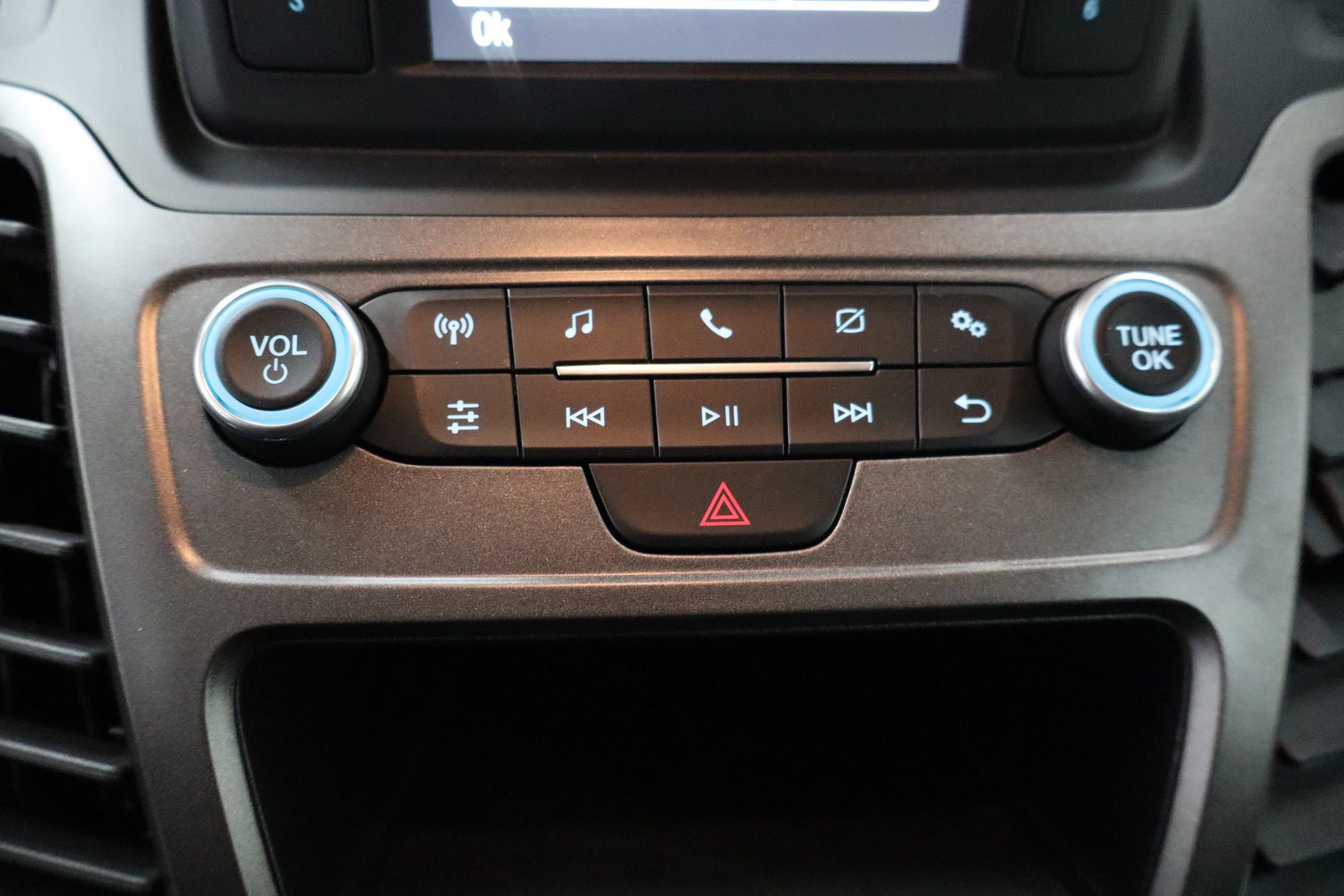 Certified 2023 Ford Transit Connect XL FWD image 23