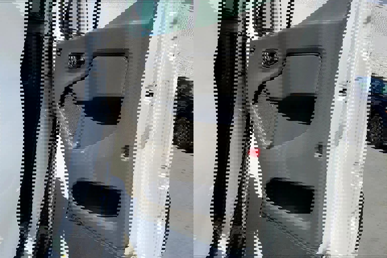 Certified 2023 Ford Transit 250 Low Roof w/ Exterior Upgrade Package image 28