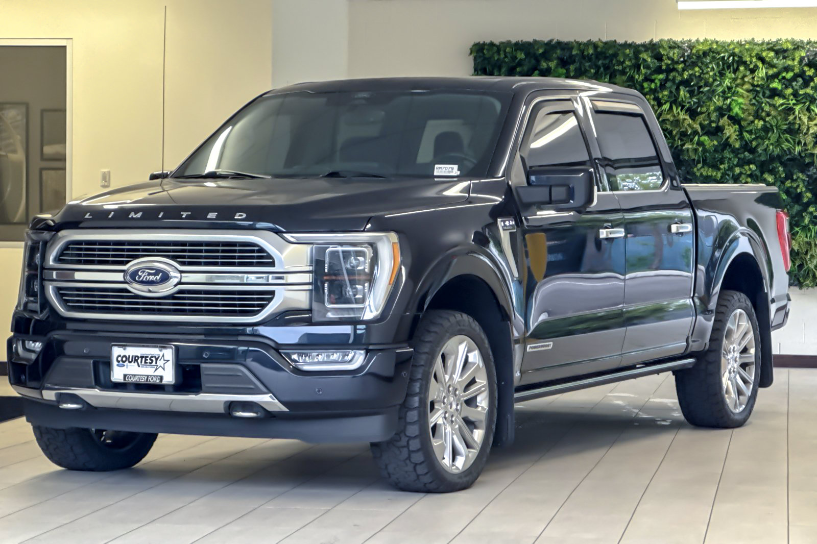 Certified 2021 Ford F150 Limited AWD/4WD image 8