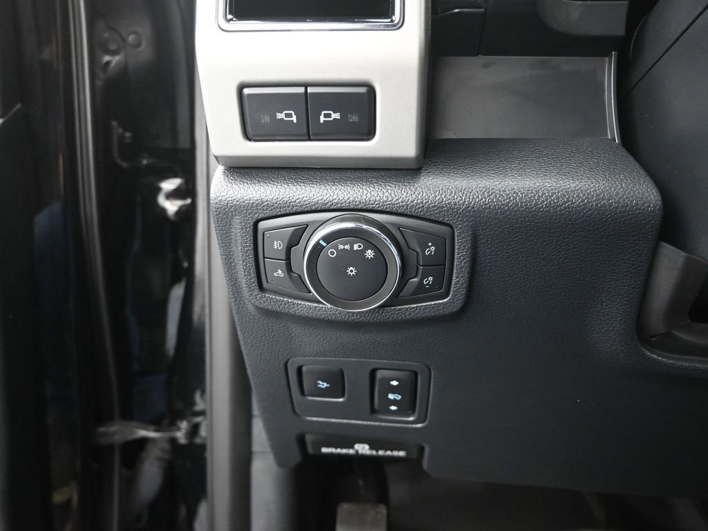 Certified 2022 Ford F250 Lariat w/ Lariat Ultimate Package image 40