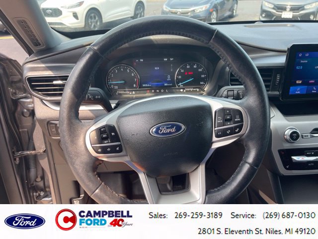 Certified 2023 Ford Explorer XLT w/ Equipment Group 202A AWD/4WD image 33