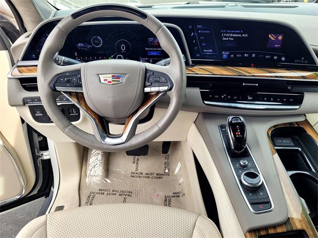 Used 2022 Cadillac Escalade Premium Luxury Platinum w/ Heavy-Duty Trailer Package image 9