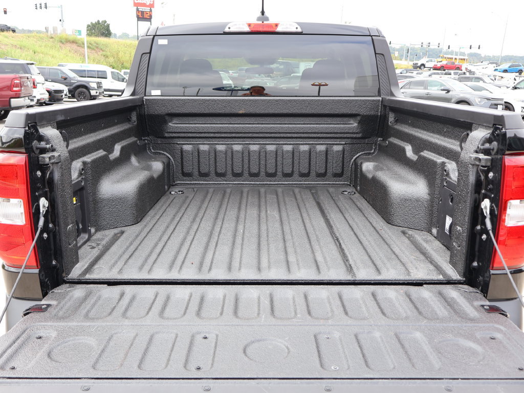 Certified 2025 Ford Maverick XLT w/ Equipment Group 301A AWD/4WD image 15