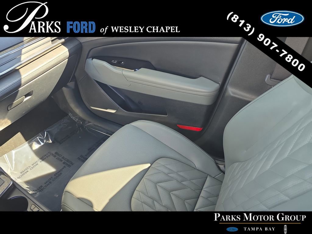 Used 2023 Kia Sportage X-Line w/ X-Line Premium Package image 14