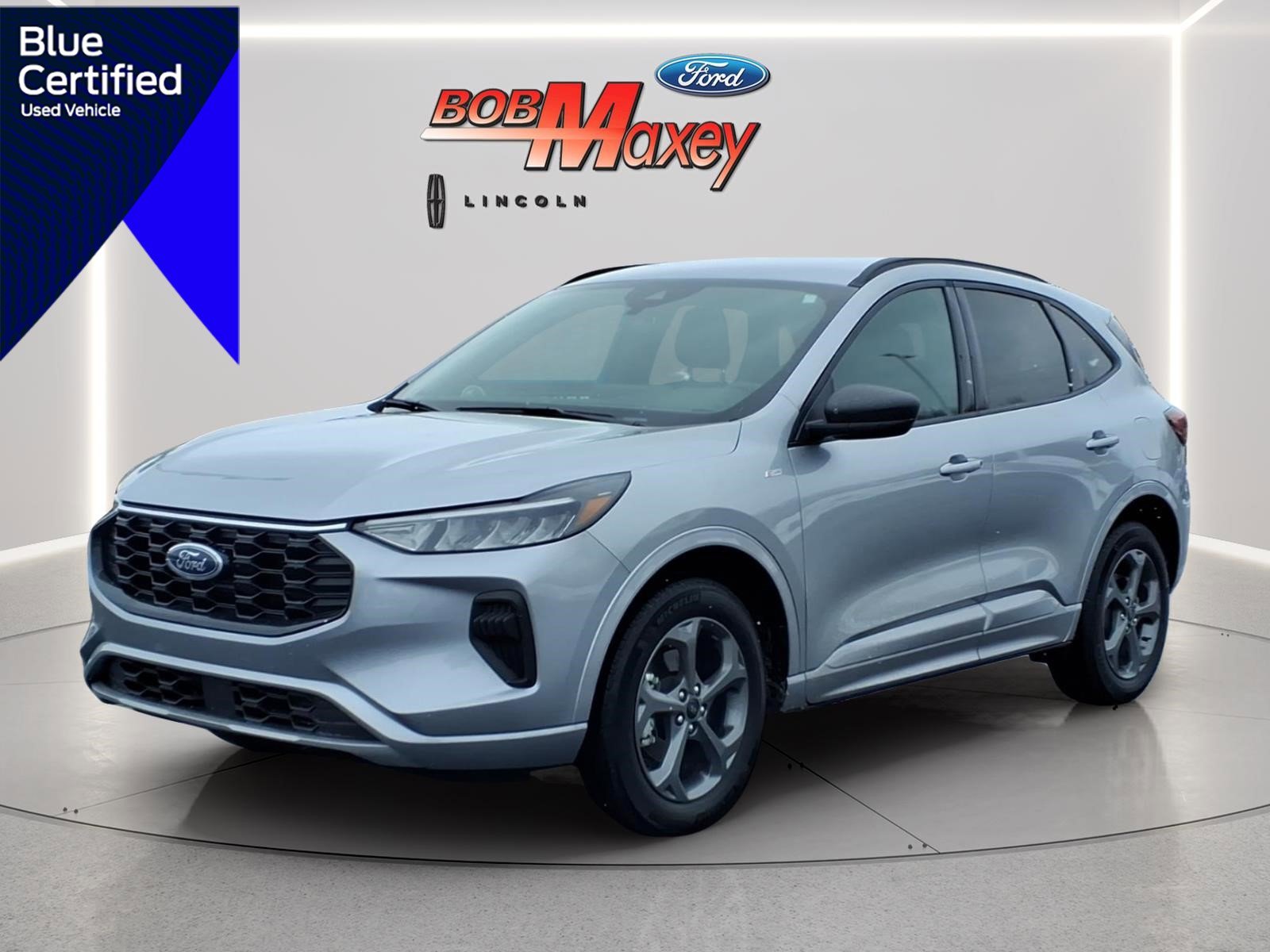 Certified 2024 Ford Escape ST-Line w/ Tech Pack #1 AWD/4WD image 1