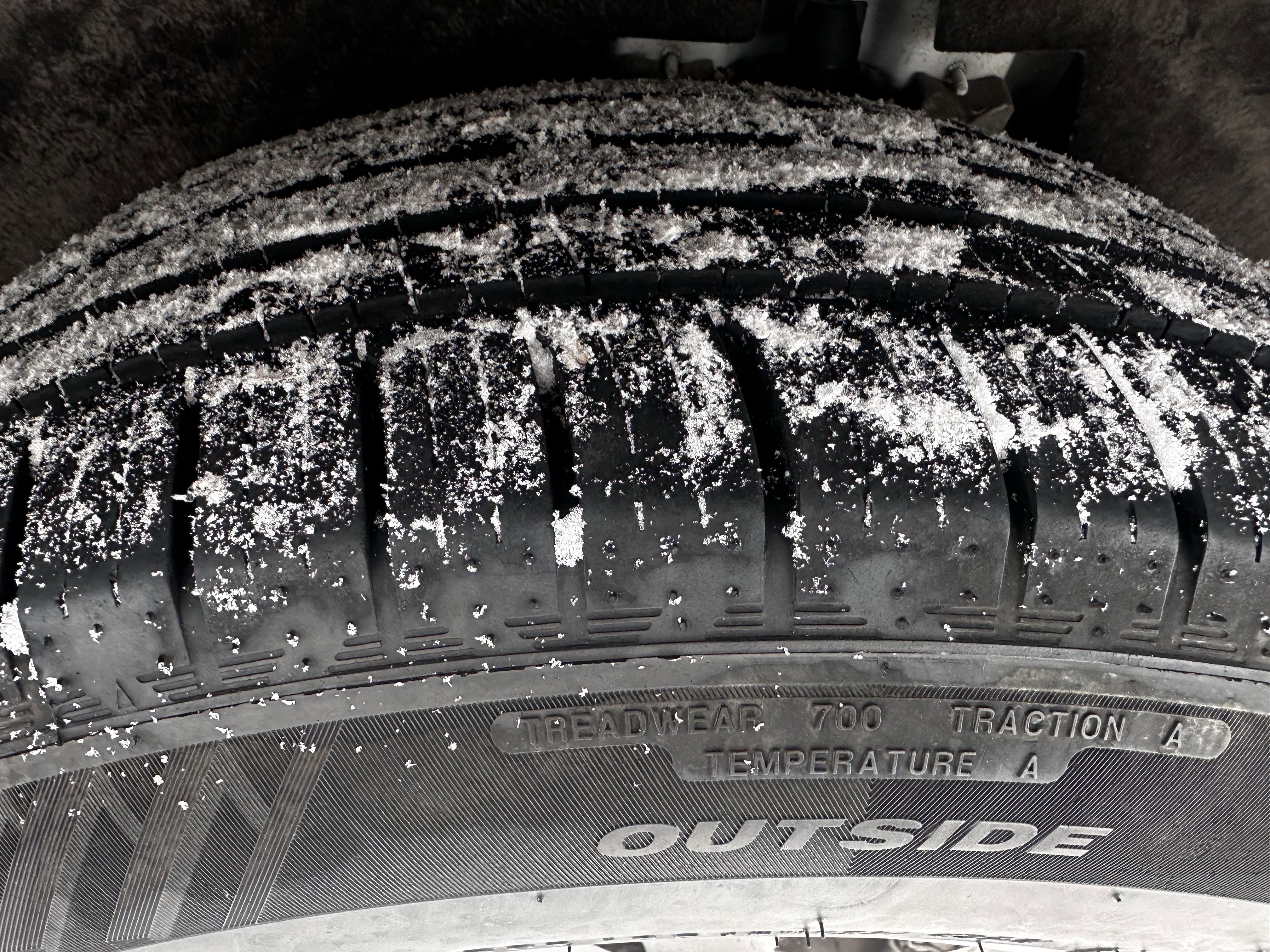 Certified 2024 Ford Edge SEL image 21