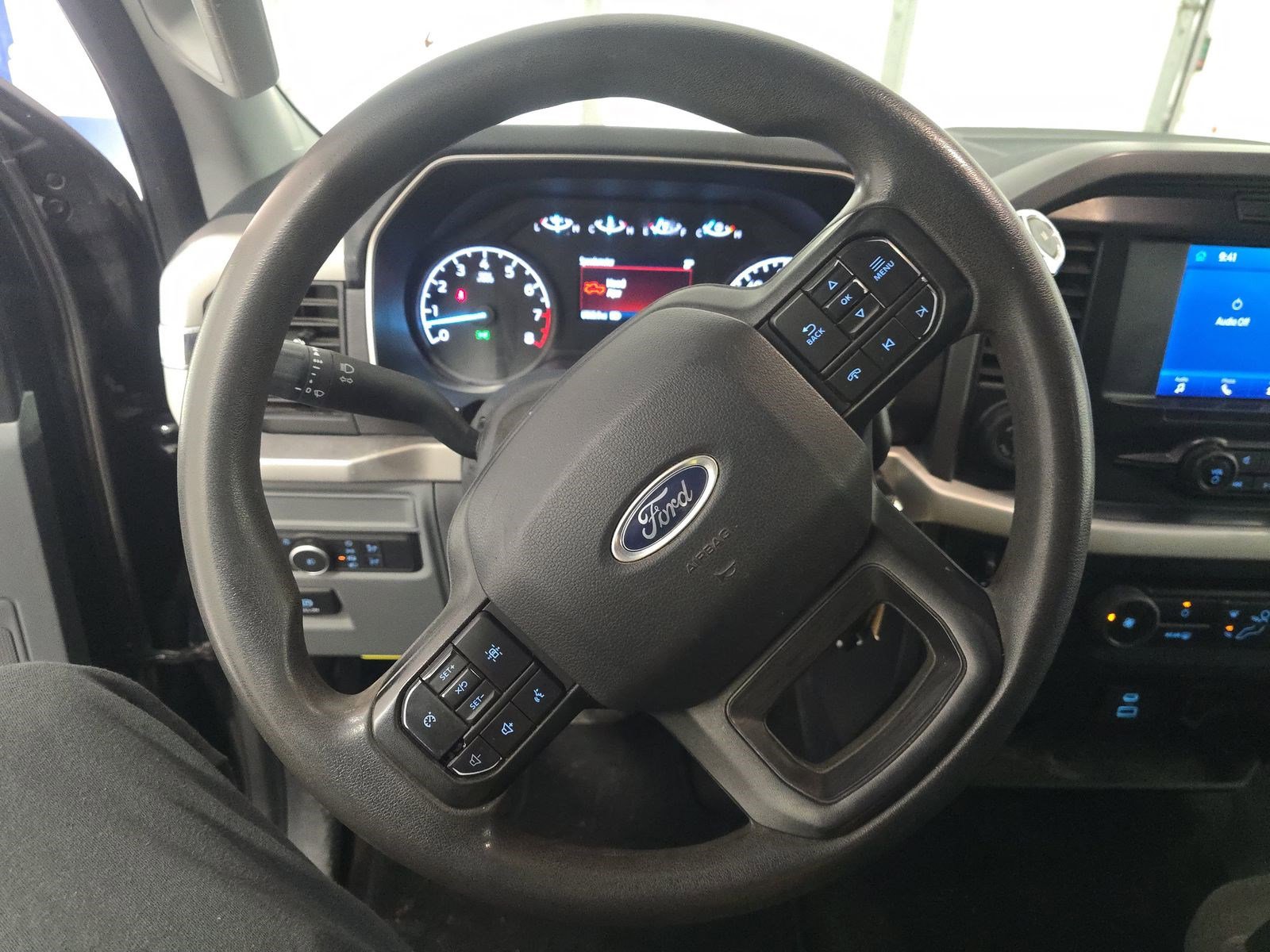 Certified 2022 Ford F150 XLT w/ Trailer Tow Package image 10