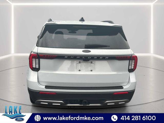 Certified 2025 Ford Explorer Active w/ Active Comfort Package AWD/4WD image 6