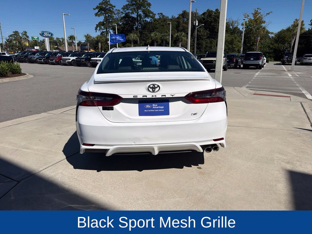 Used 2024 Toyota Camry SE FWD image 6