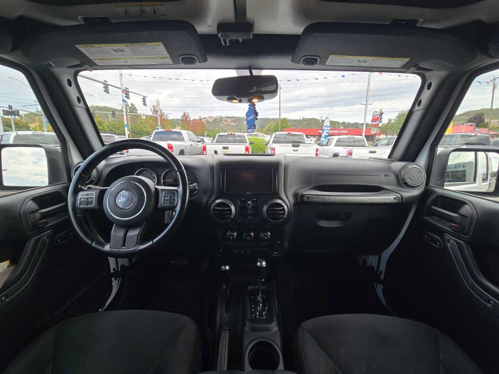 Used 2017 Jeep Wrangler Unlimited Sport w/ Quick Order Package 24S AWD/4WD image 15