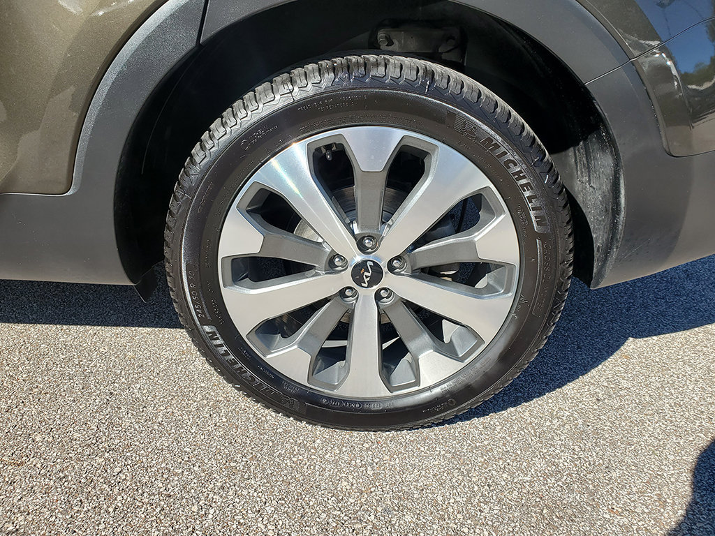 Used 2022 Kia Telluride S AWD/4WD image 17