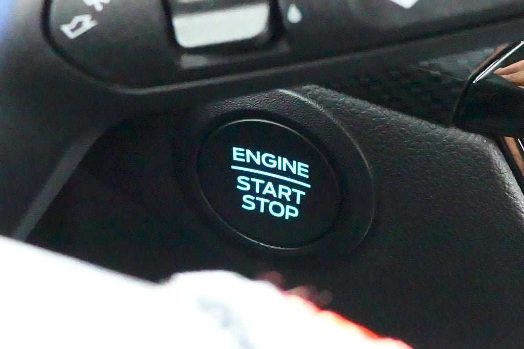 Certified 2025 Ford Escape ST-Line FWD image 18