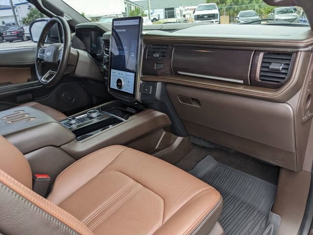 Certified 2022 Ford Expedition King Ranch AWD/4WD image 11