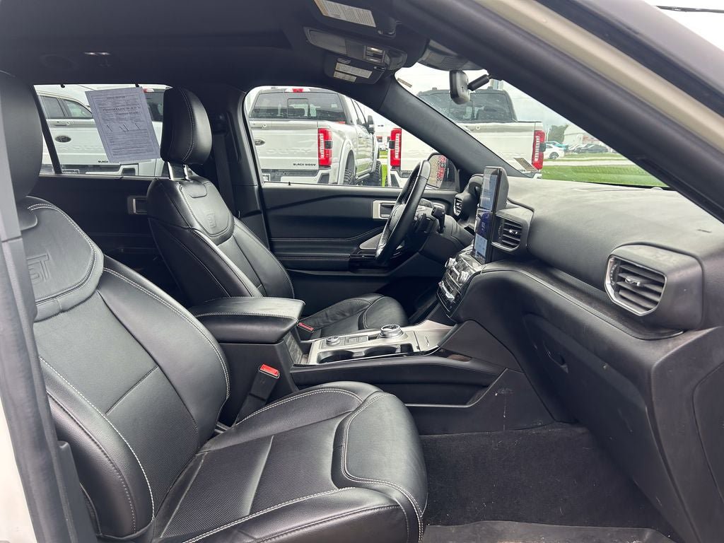 Certified 2022 Ford Explorer ST w/ Equipment Group 401A AWD/4WD image 18
