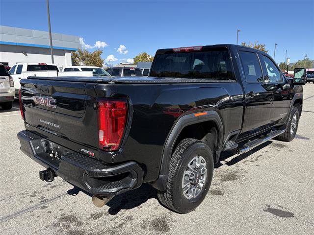Used 2023 GMC Sierra 2500 AT4 w/ Gooseneck/5TH Wheel Package AWD/4WD image 3