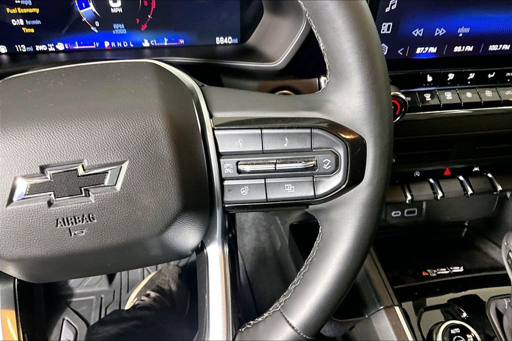 Used 2025 Chevrolet Colorado Trail Boss image 15