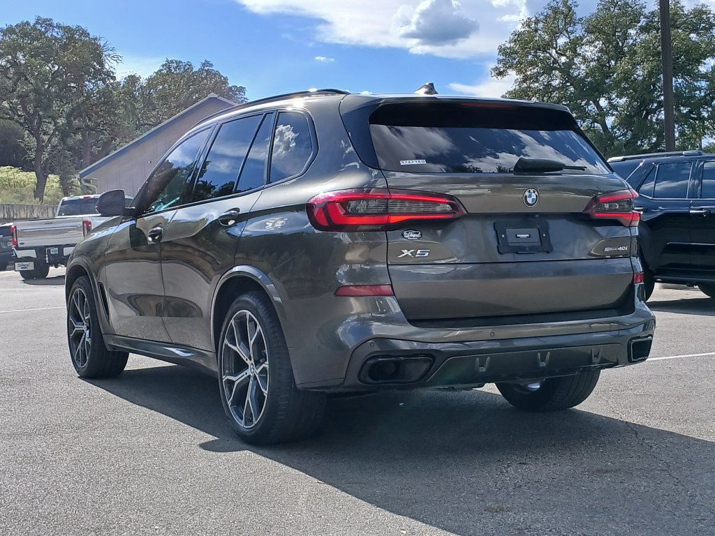 Used 2022 BMW X5 sDrive40i w/ M Sport Package RWD image 5