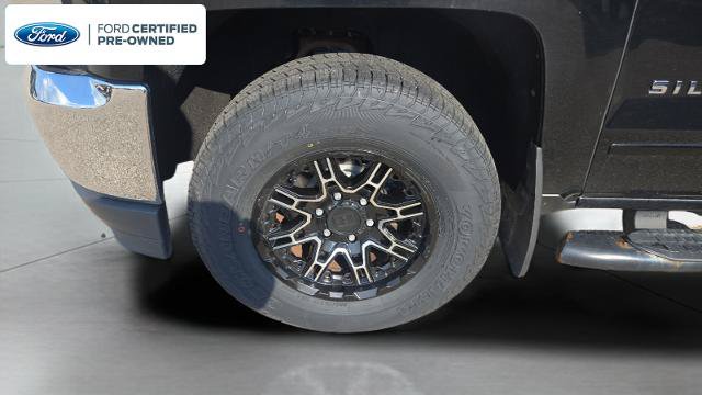 Used 2018 Chevrolet Silverado 1500 LT AWD/4WD image 29