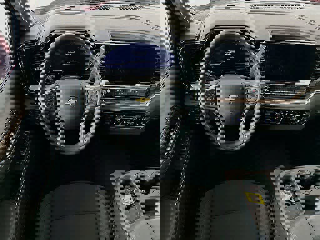 Used 2025 Chevrolet Silverado 1500 LT image 13