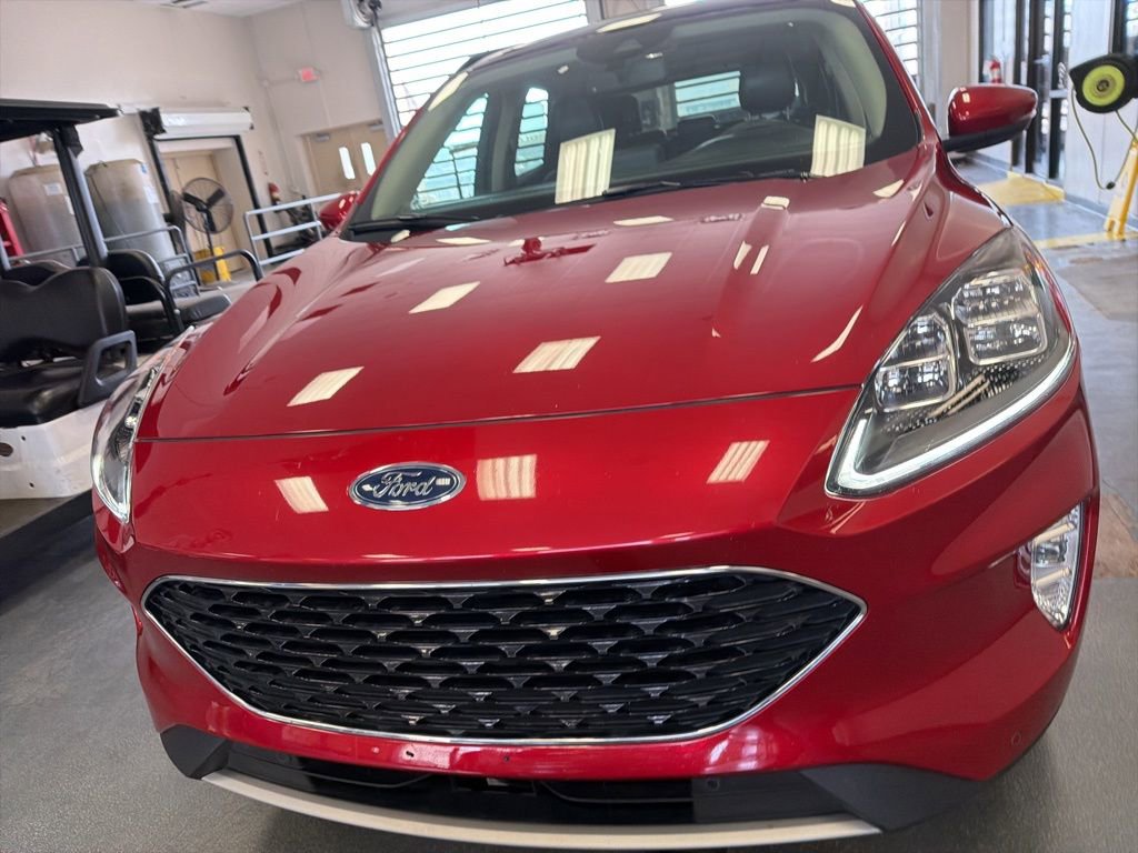 Certified 2020 Ford Escape Titanium w/ Titanium Premium Package 2.0 image 6