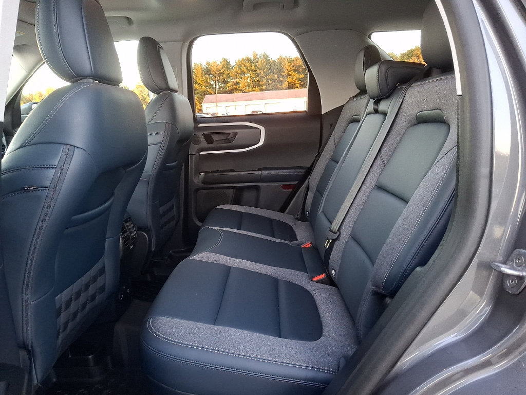 Certified 2024 Ford Bronco Sport Outer Banks w/ Tech Package AWD/4WD image 11