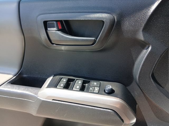 Used 2023 Toyota Tacoma SR5 RWD image 17