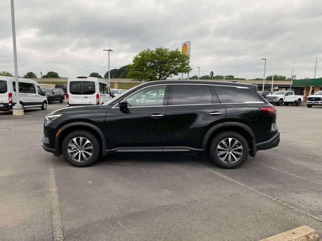 Used 2025 INFINITI QX60 Pure FWD image 4