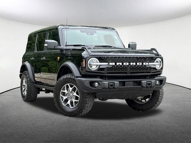 Certified 2025 Ford Bronco Badlands AWD/4WD image 2