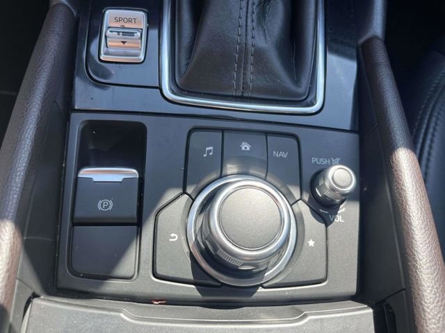 Used 2018 MAZDA MAZDA3 Touring FWD image 30