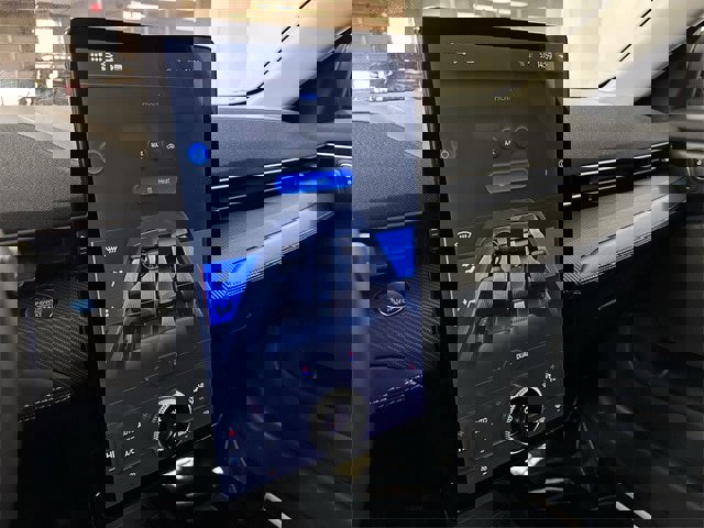 Certified 2025 Ford Mustang Mach-E Select image 11