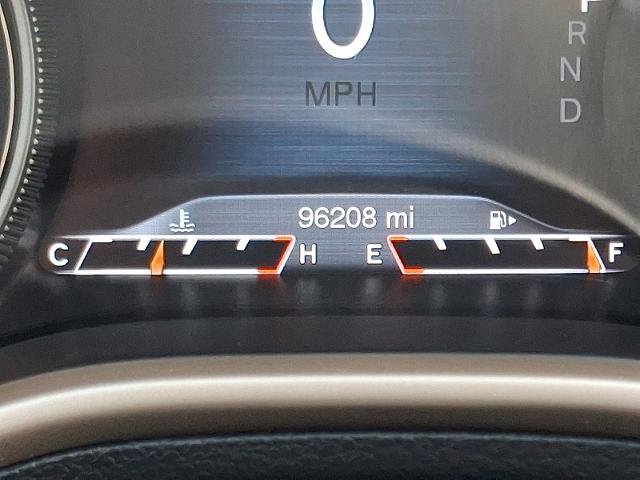 Used 2018 Jeep Cherokee Limited AWD/4WD image 21