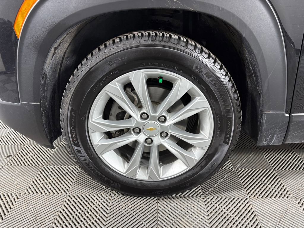 Used 2023 Chevrolet TrailBlazer LS image 11