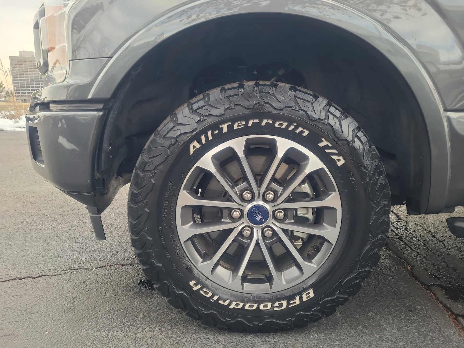 Certified 2019 Ford F150 XLT w/ Equipment Group 302A Luxury image 26