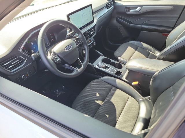 Certified 2024 Ford Escape SE FWD image 3
