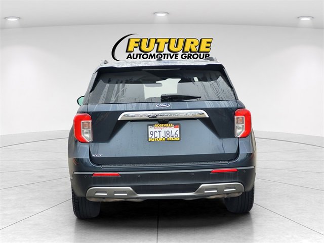 Certified 2022 Ford Explorer XLT w/ Equipment Group 202A image 8