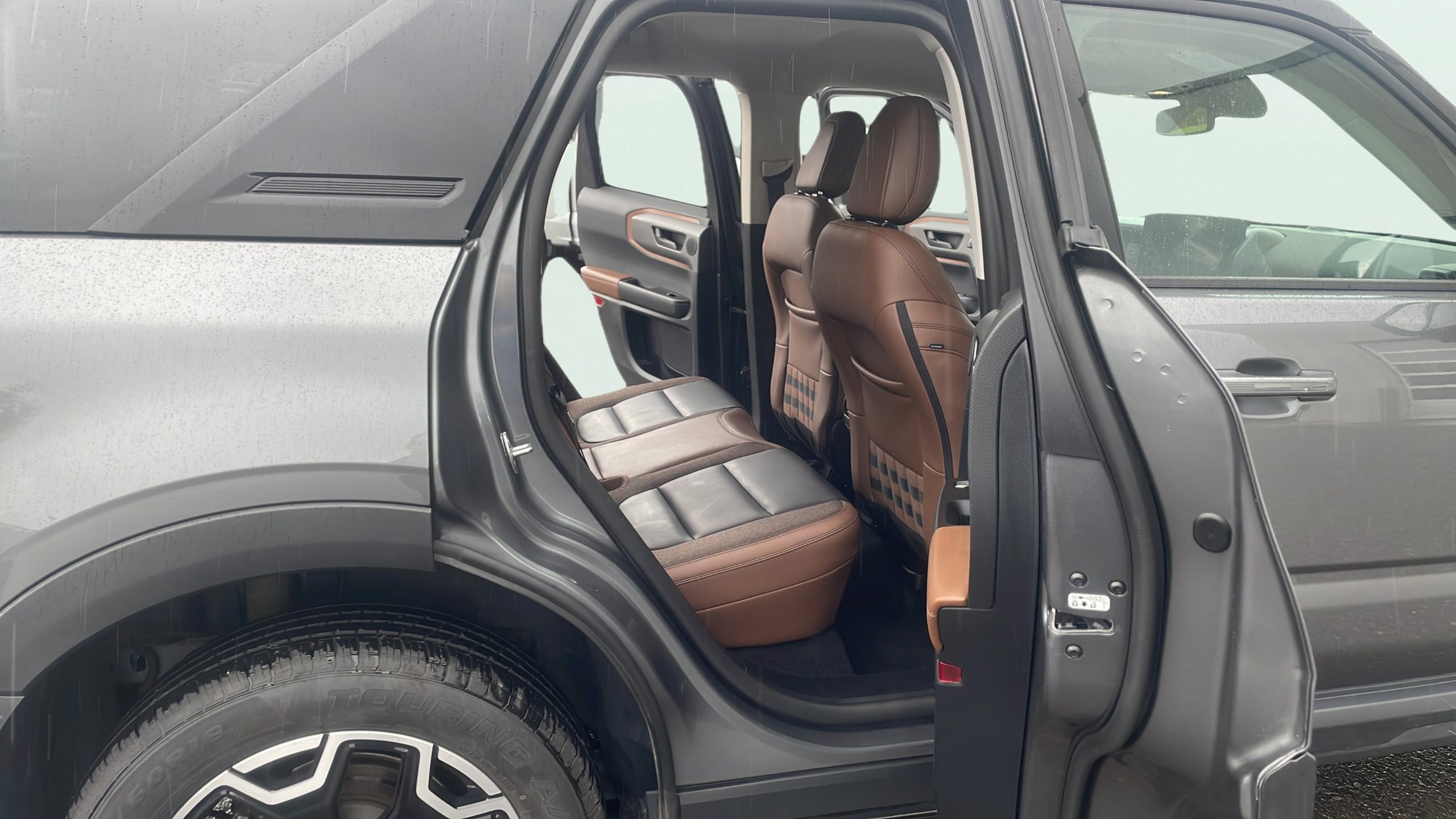 Certified 2025 Ford Bronco Sport Outer Banks w/ Outer Banks Tech Package+ AWD/4WD image 15