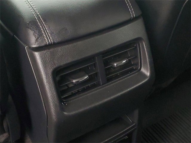 Certified 2020 Ford Edge Titanium image 27