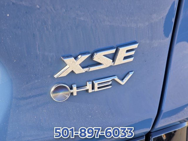 Used 2025 Toyota RAV4 XSE w/ Advanced Technology Package AWD/4WD image 7