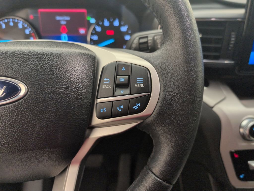 Certified 2024 Ford Explorer XLT w/ Equipment Group 202A RWD image 36