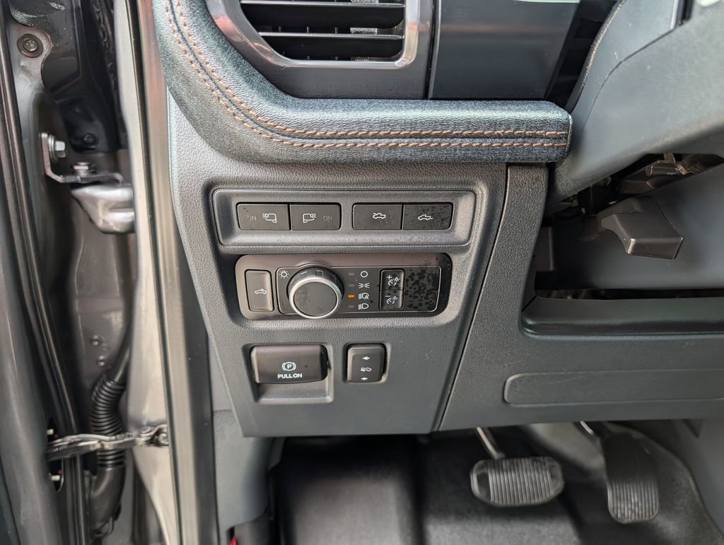 Certified 2023 Ford F150 Lightning Lariat w/ Tow Technology Package AWD/4WD image 23