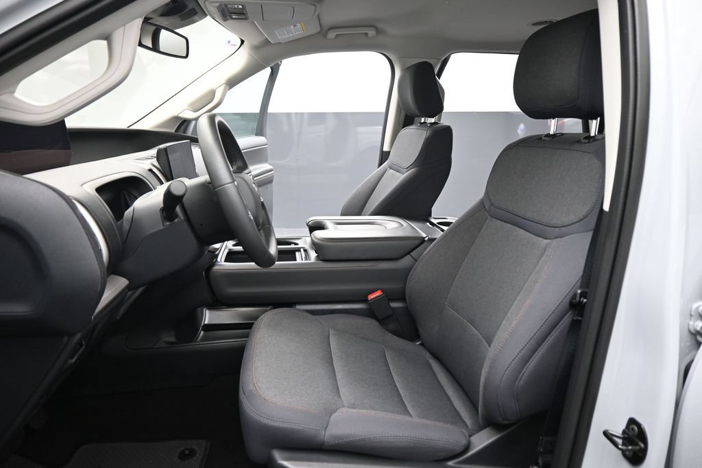 Certified 2025 Ford Expedition Max Active RWD image 10