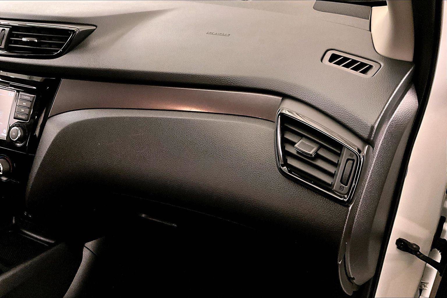 Used 2020 Nissan Rogue Sport S w/ Appearance Package image 15